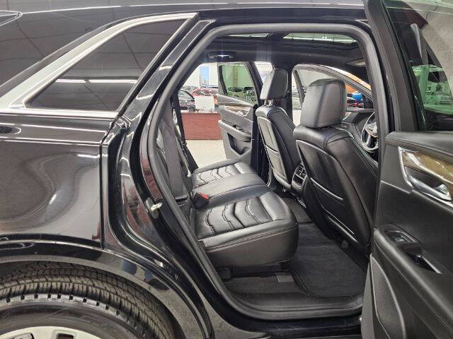 2017 Cadillac XT5 Platinum