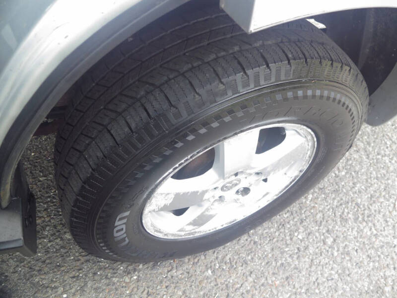 2009 Dodge Nitro SE