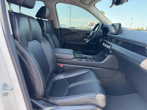 2025 Honda Pilot Touring