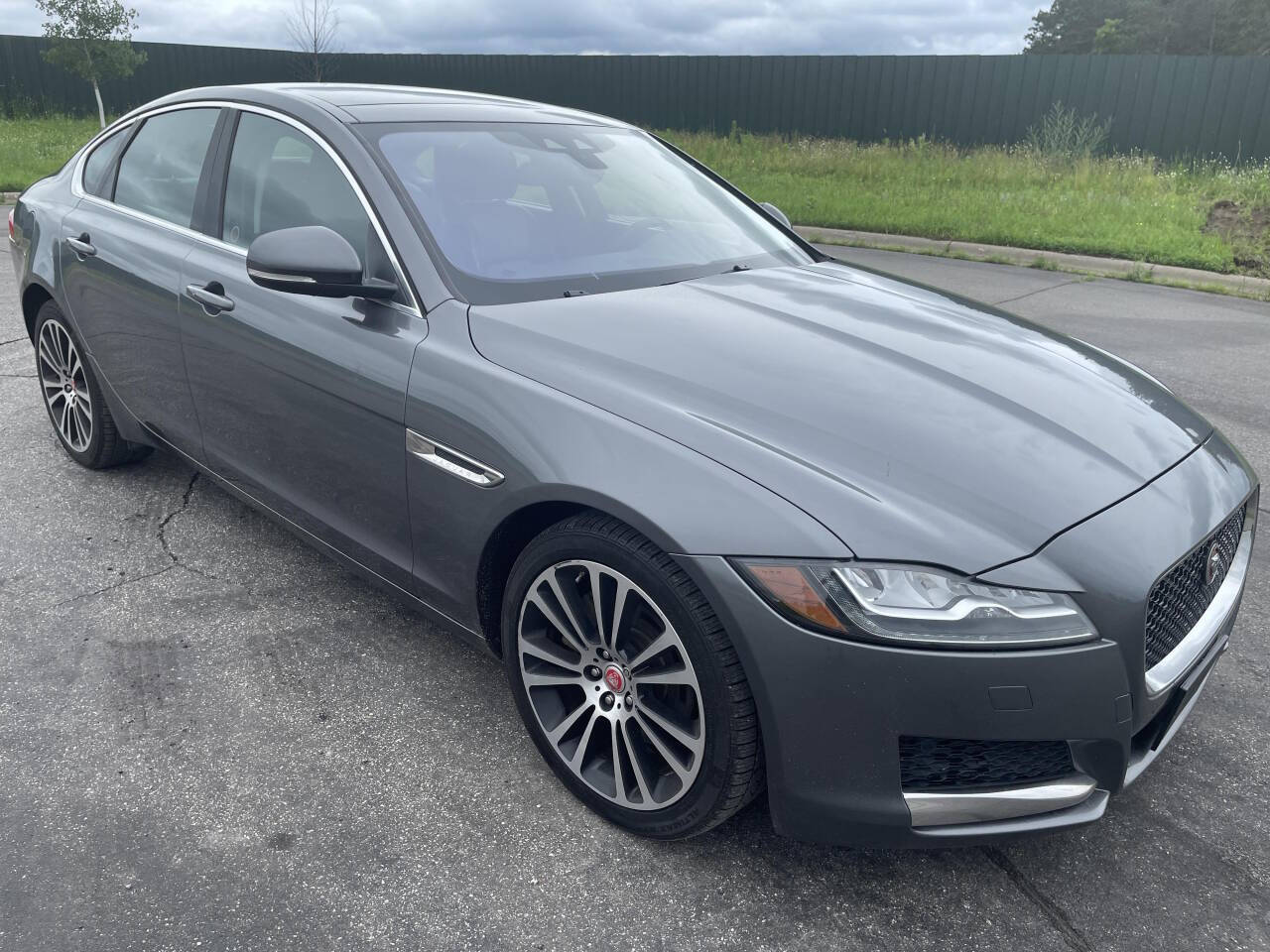 2017 Jaguar XF for sale at Twin Cities Auctions in Elk River, MN