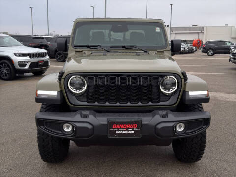 2026 Jeep Gladiator Sport