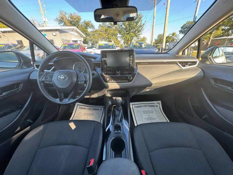 2022 Toyota Corolla LE