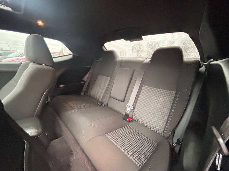 2018 Dodge Challenger SXT