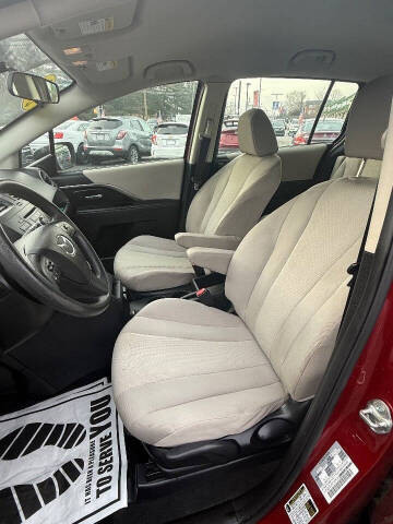 2013 Mazda MAZDA5 Sport