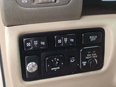 2004 Lexus LX 470