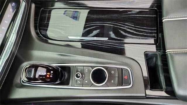 2023 Cadillac Escalade-V