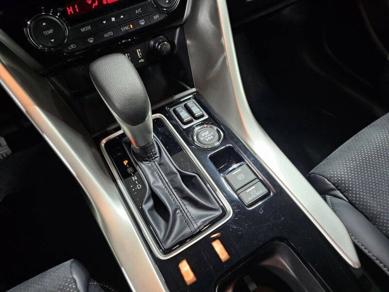 2024 Mitsubishi Eclipse Cross SE