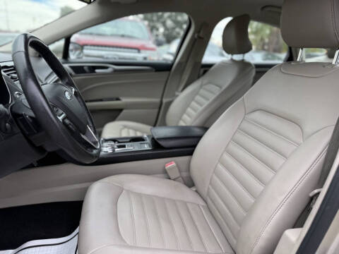 2019 Ford Fusion SEL