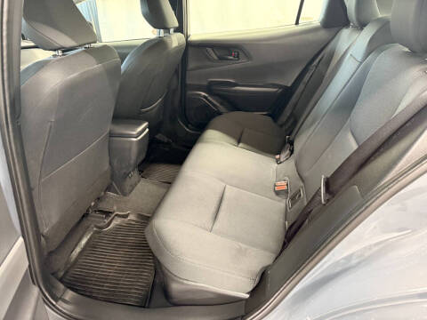 2025 Toyota Prius LE