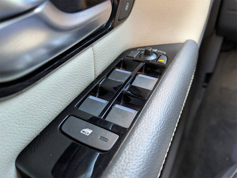 2017 Land Rover Range Rover Evoque SE