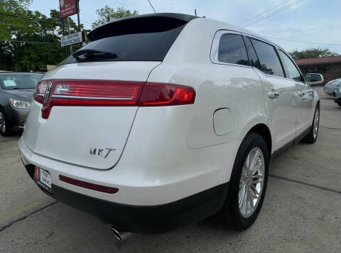 2019 Lincoln MKT