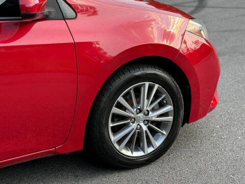 2015 Toyota Corolla LE Plus