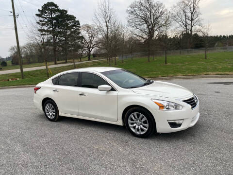 2014 Nissan Altima for sale at GTO United Auto Sales LLC in Lawrenceville GA