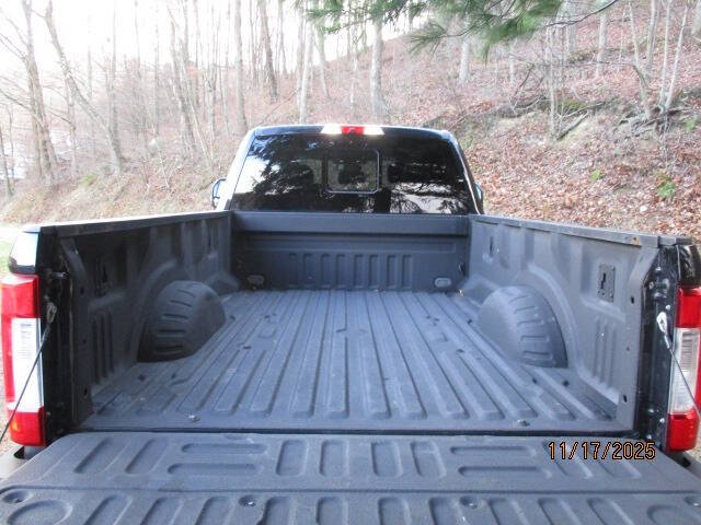 2017 Ford F-350 Super Duty Lariat