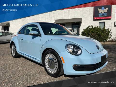 2015 Volkswagen Beetle for sale at METRO AUTO SALES LLC in Blaine MN