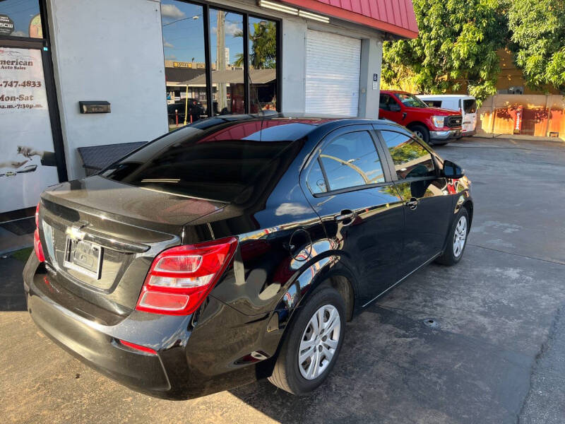 2019 Chevrolet Sonic LS photo 2