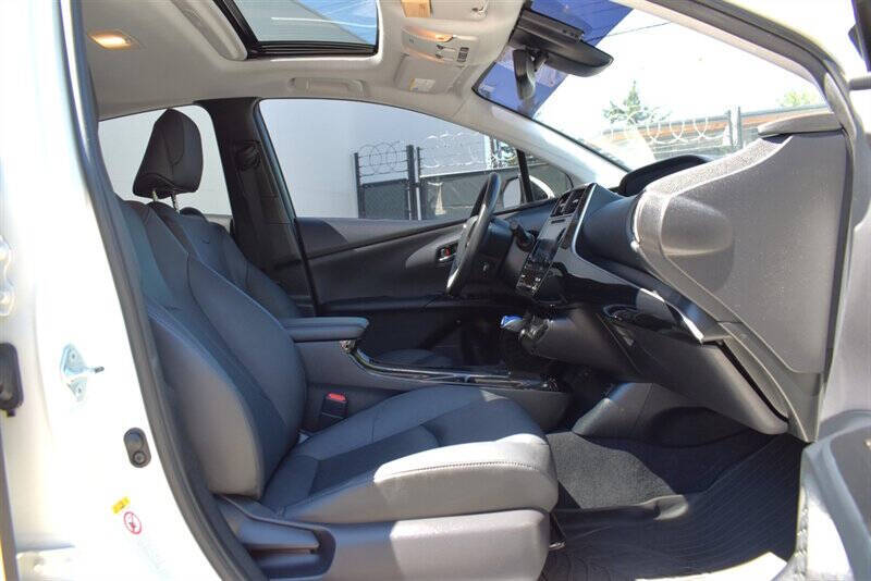 2017 Toyota Prius Four