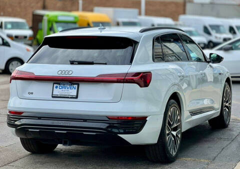 2024 Audi Q8 e-tron quattro Prestige