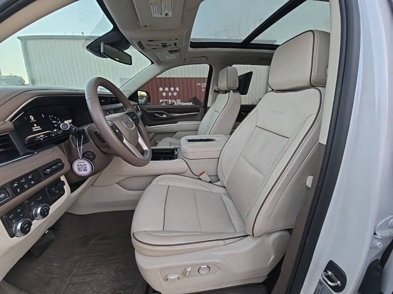 2023 GMC Yukon Denali