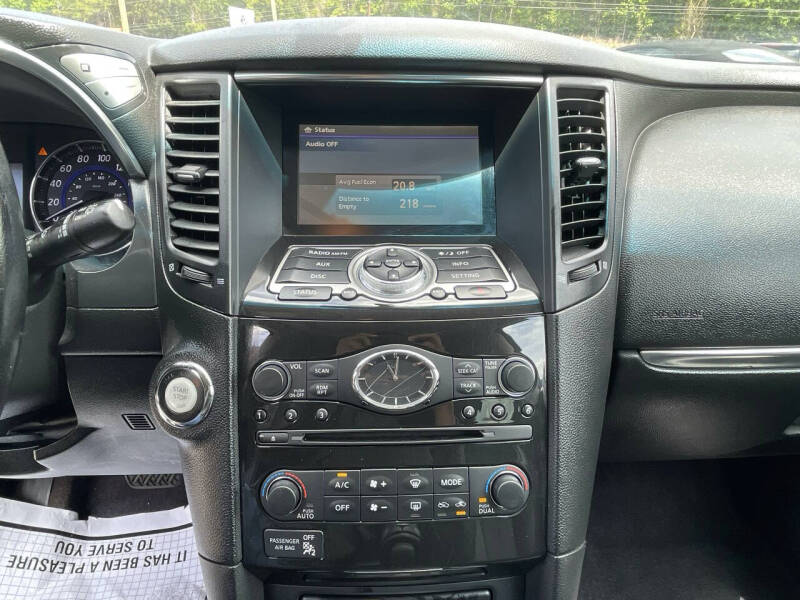 2016 Infiniti QX70