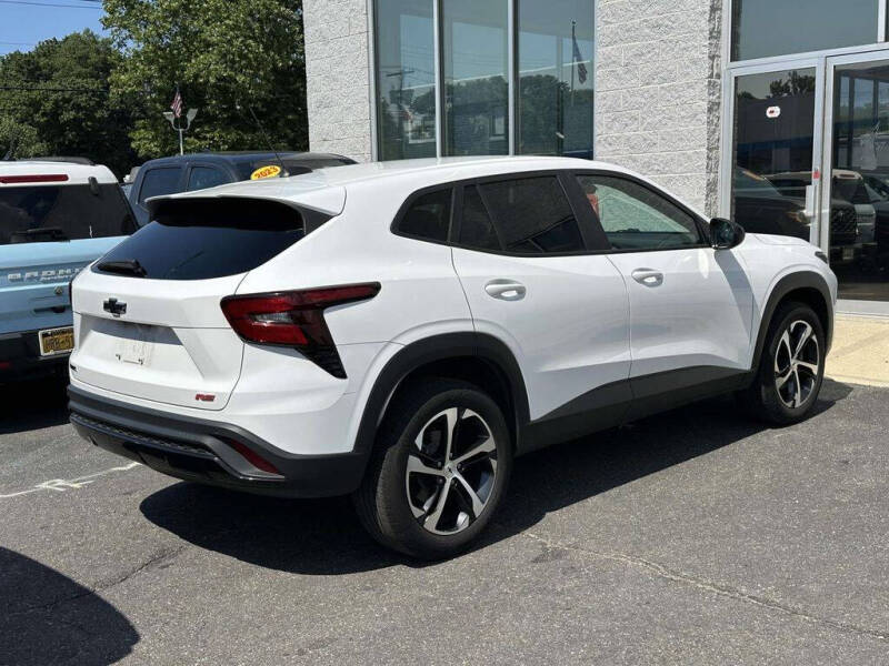 2024 Chevrolet Trax RS