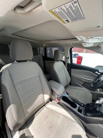 2016 Ford Escape SE