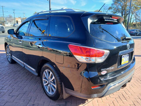 2013 Nissan Pathfinder SL