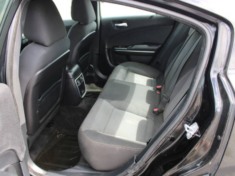 2016 Dodge Charger SE