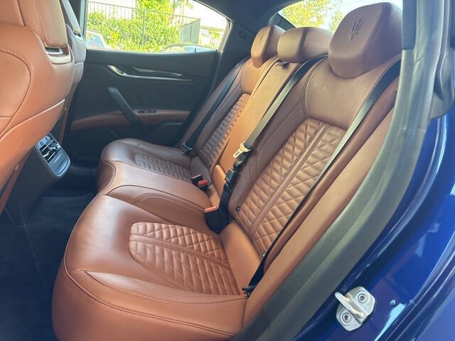 2022 Maserati Ghibli Trofeo