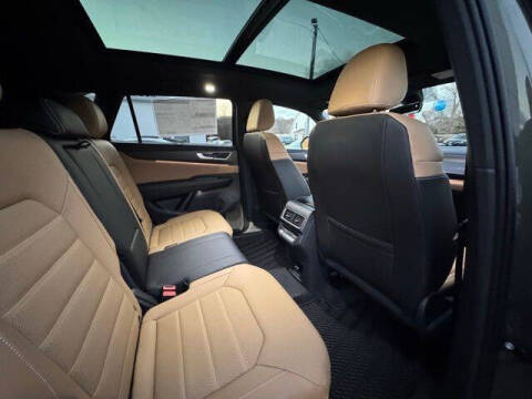 2026 Volkswagen Atlas Cross Sport SEL R-Line Black 4Motion