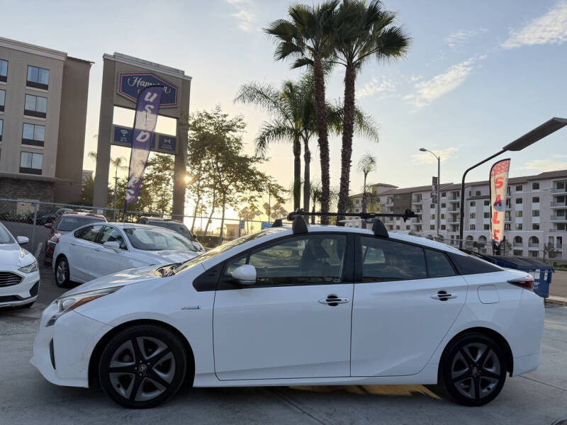2016 Toyota Prius Two