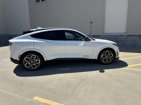 2021 Ford Mustang Mach-E GT