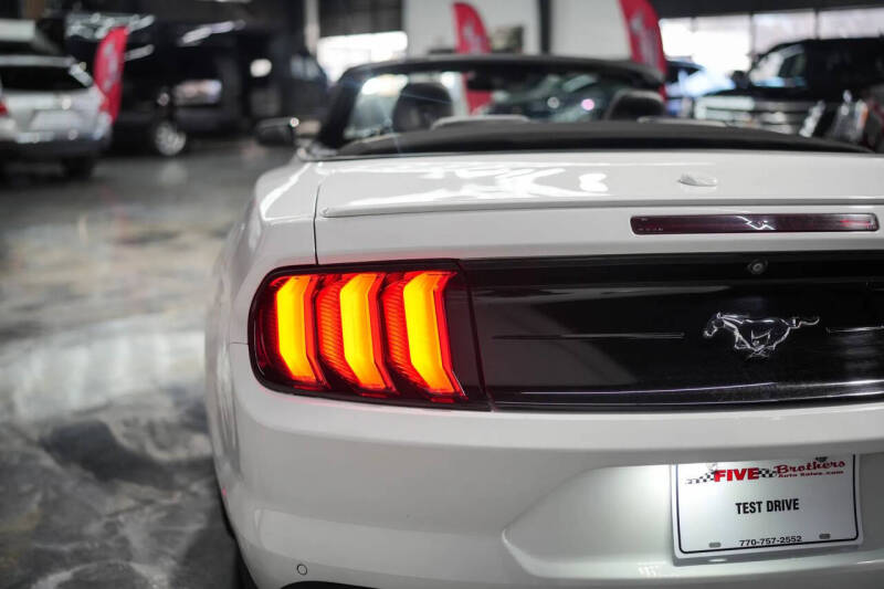 2021 Ford Mustang