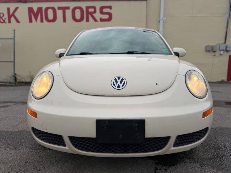 2009 Volkswagen New Beetle Base PZEV