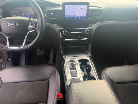 2023 Ford Explorer ST-Line