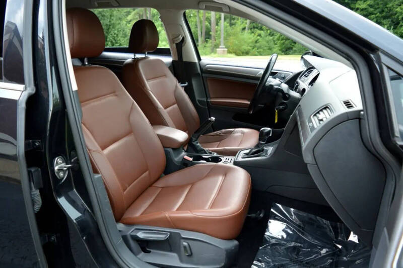 2017 Volkswagen Golf Alltrack TSI S 4Motion