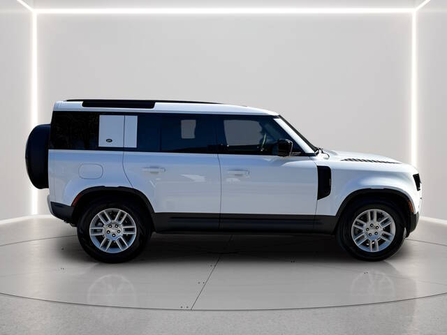 2023 Land Rover Defender
