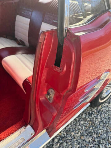 1966 Ford Mustang convertible V8