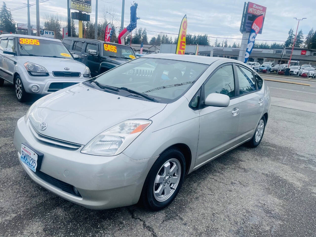 2005 Toyota Prius for sale at New Creation Auto Sales in Everett, WA