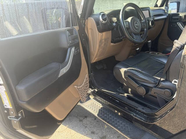 2012 Jeep Wrangler Sahara