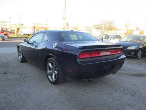 2013 Dodge Challenger SXT