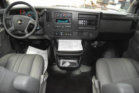 2025 Chevrolet Express 2500