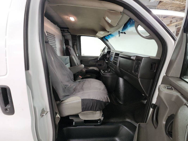 2009 GMC Savana 2500