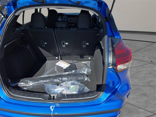 2025 Nissan Kicks Play S