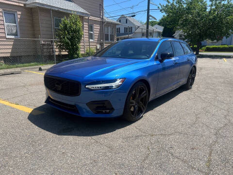 2018 Volvo V90