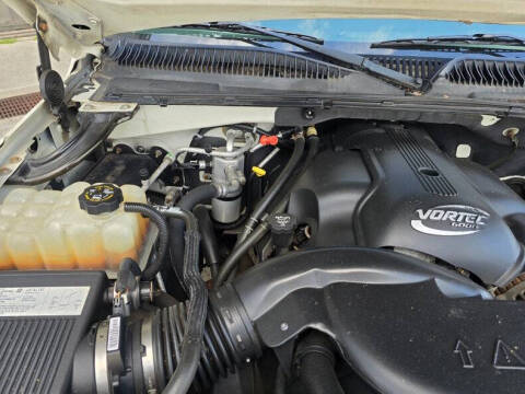 2004 Cadillac Escalade