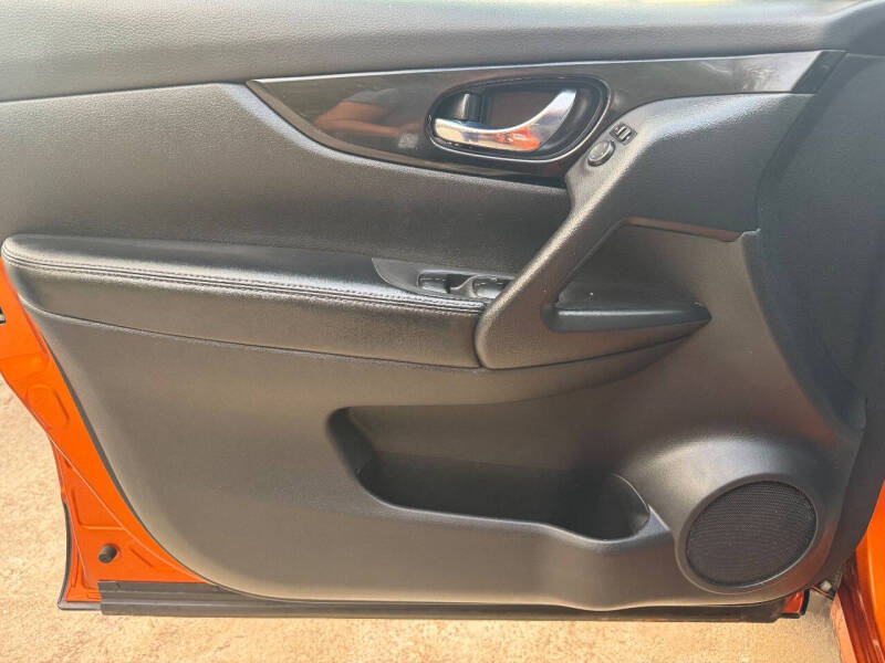 2017 Nissan Rogue Sport SV