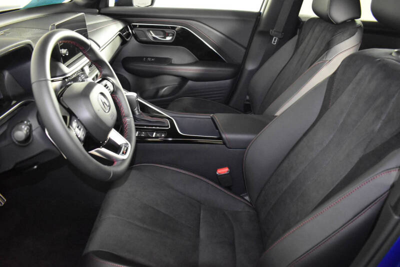 2025 Acura ADX w/A-SPEC