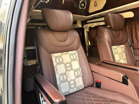 2010 Ford E-Series E-350 SD XLT