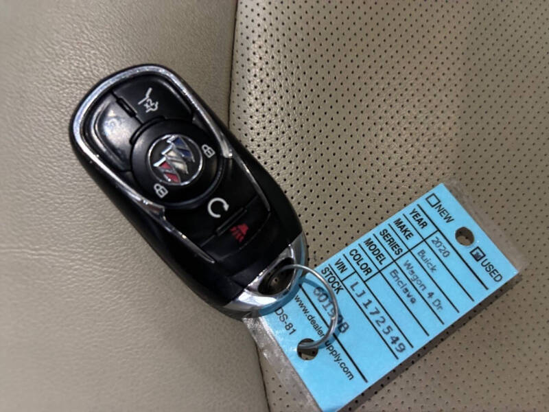 2020 Buick Enclave Essence